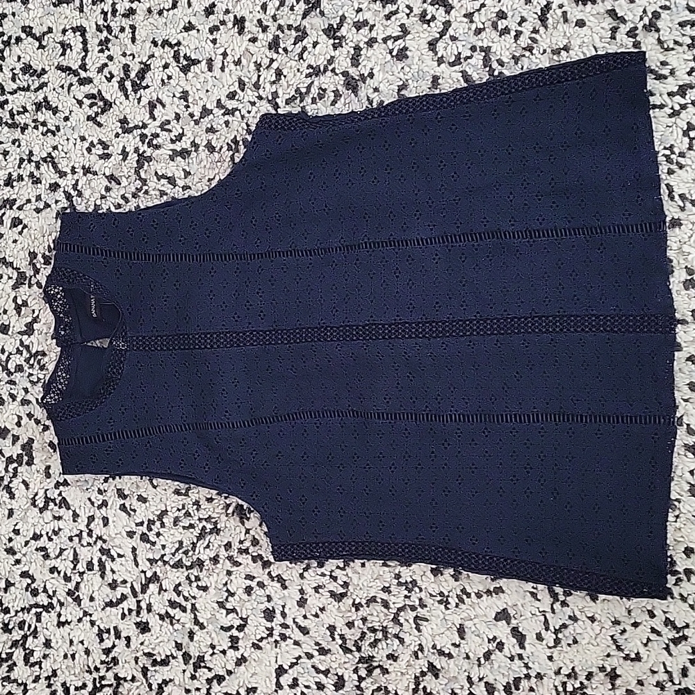Banana Republic Floral lace navy blue tank